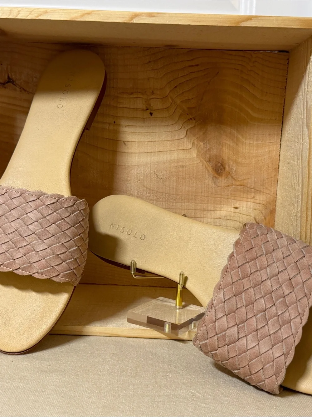 Nisolo stylish woven